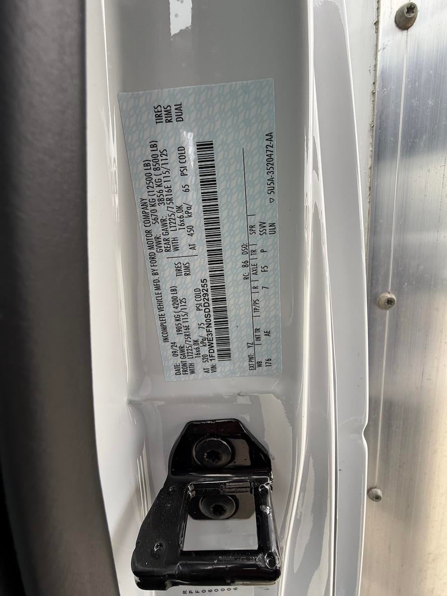 2025 Ford E-350 Base