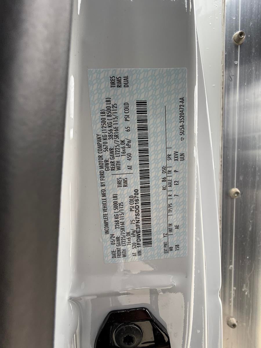 2025 Ford E-350 Base