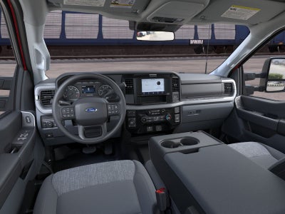 2026 Ford Super Duty F-350® XLT