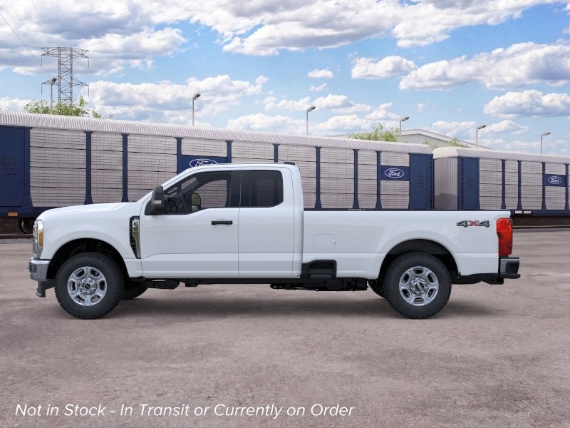 2026 Ford Super Duty F-350® XLT