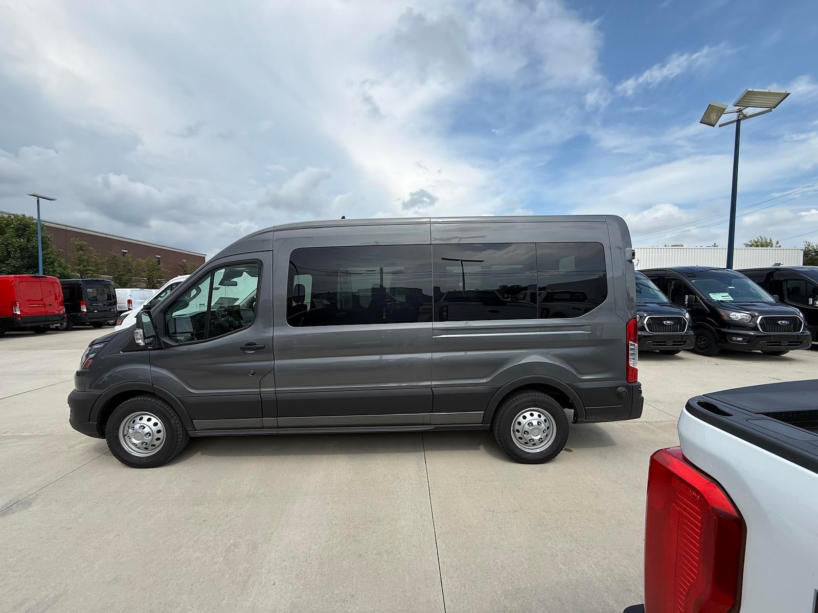 2025 Ford Transit Passenger Wagon XL