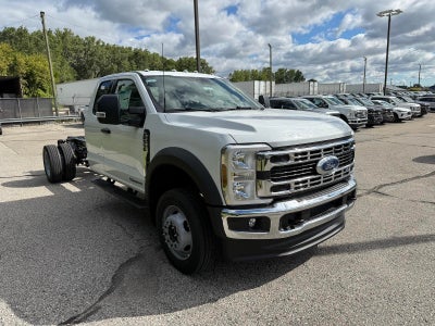 2026 Ford Super Duty F-550 DRW XLT