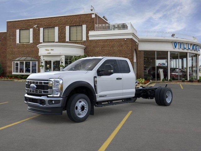 2026 Ford Super Duty F-550 DRW XLT