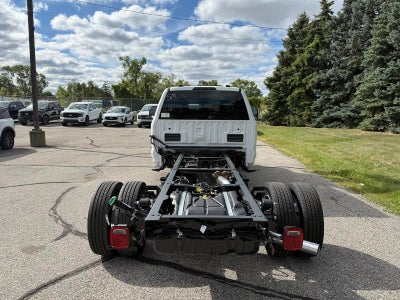 2026 Ford Super Duty F-550 DRW XLT