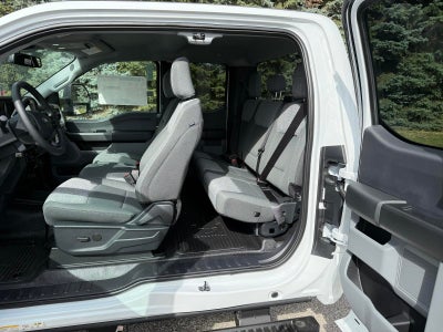 2026 Ford Super Duty F-550 DRW XLT