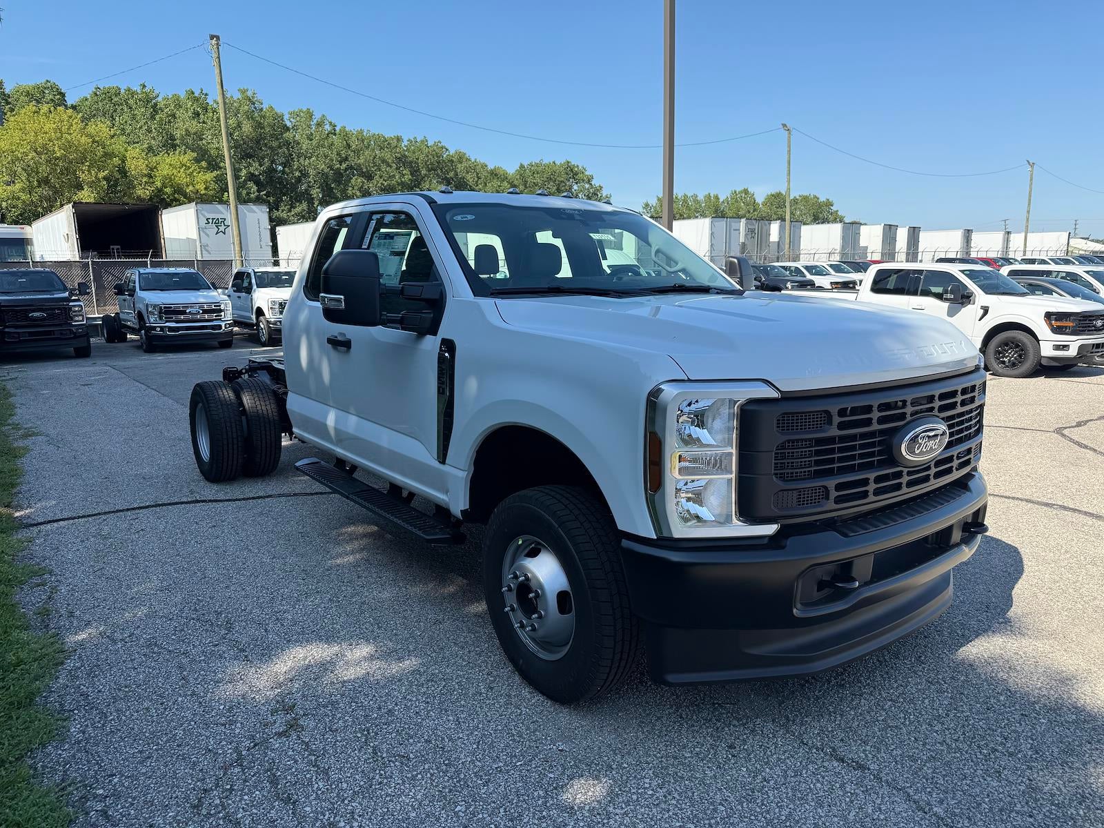 2025 Ford Super Duty F-350 DRW XL
