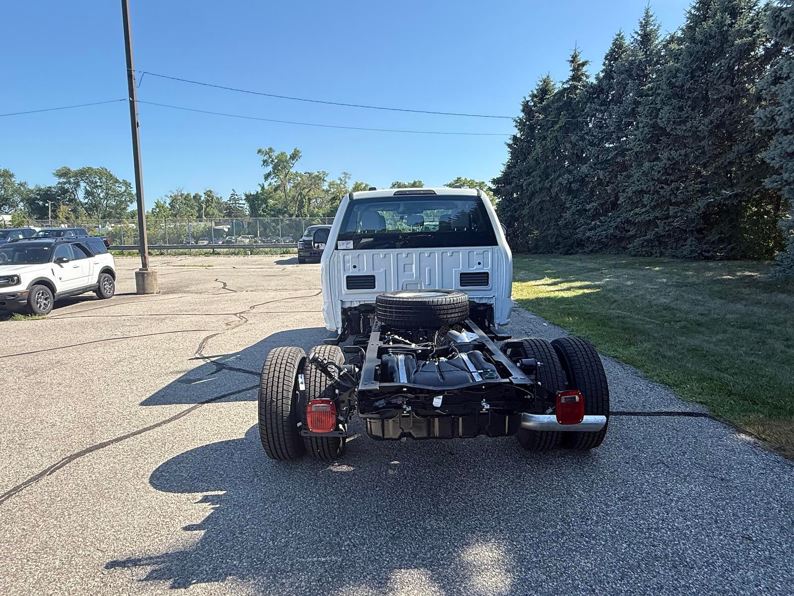 2025 Ford Super Duty F-350 DRW XL