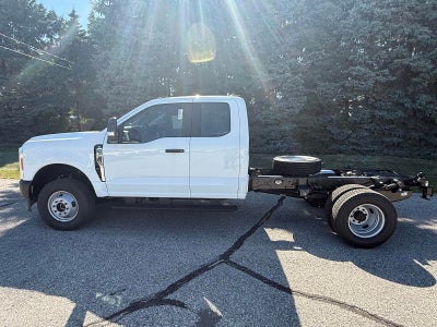 2025 Ford Super Duty F-350 DRW XL