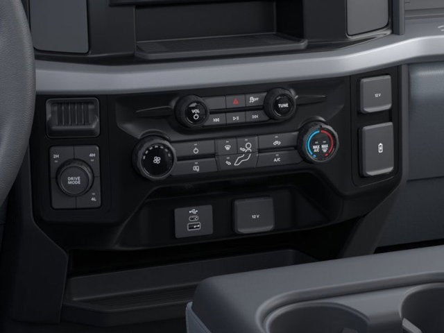 2026 Ford Super Duty F-550 DRW XL