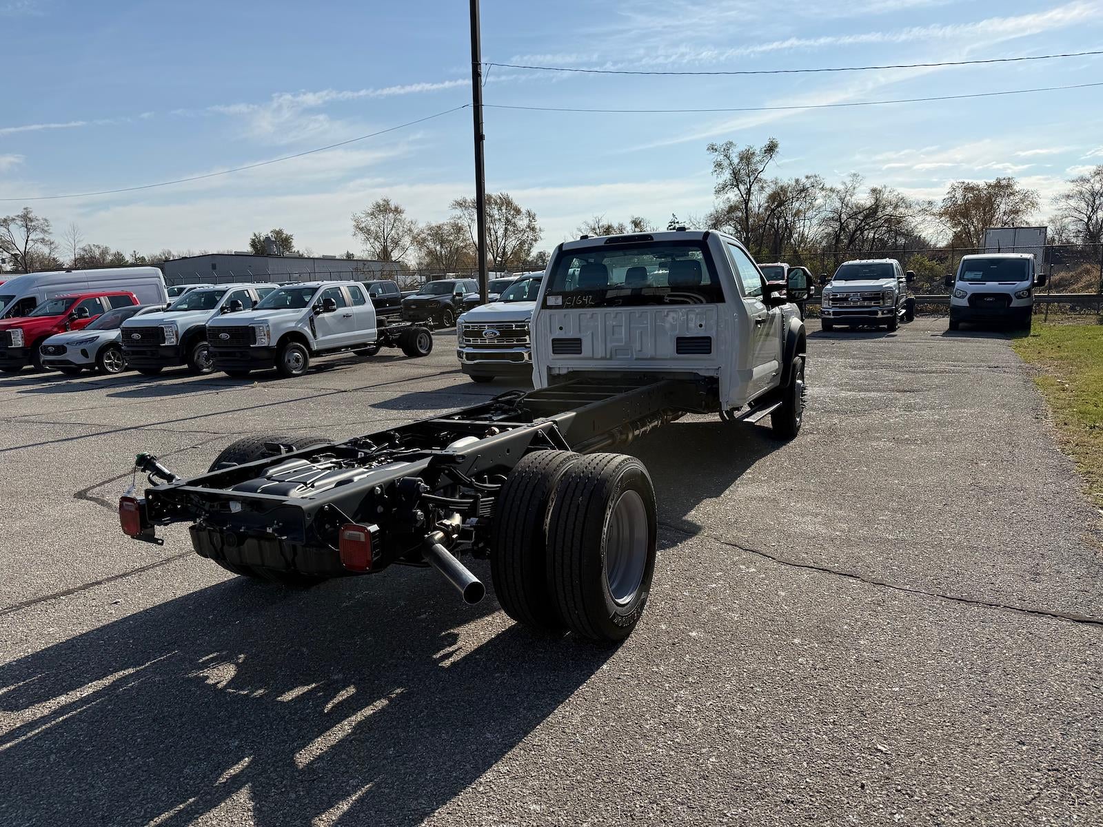2025 Ford Super Duty F-600 DRW XL
