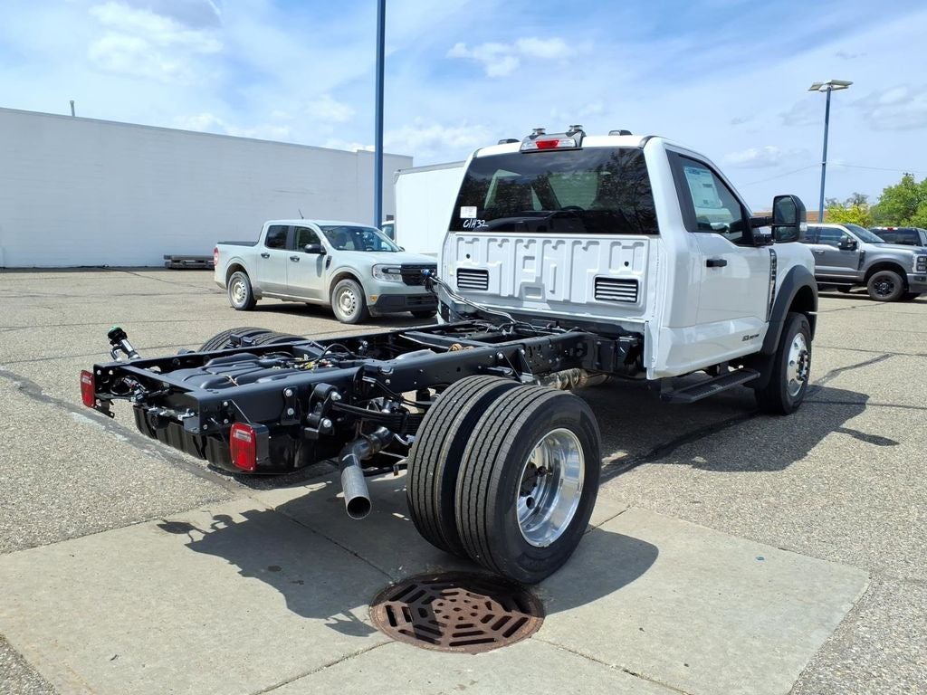 2026 Ford F-600SD XLT