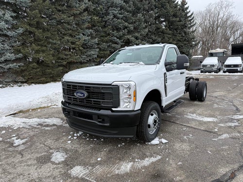2026 Ford Super Duty F-350 DRW XL