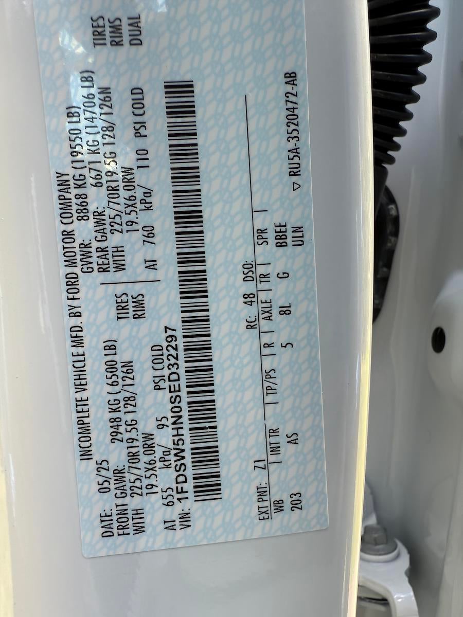 2025 Ford Super Duty F-550 DRW XL