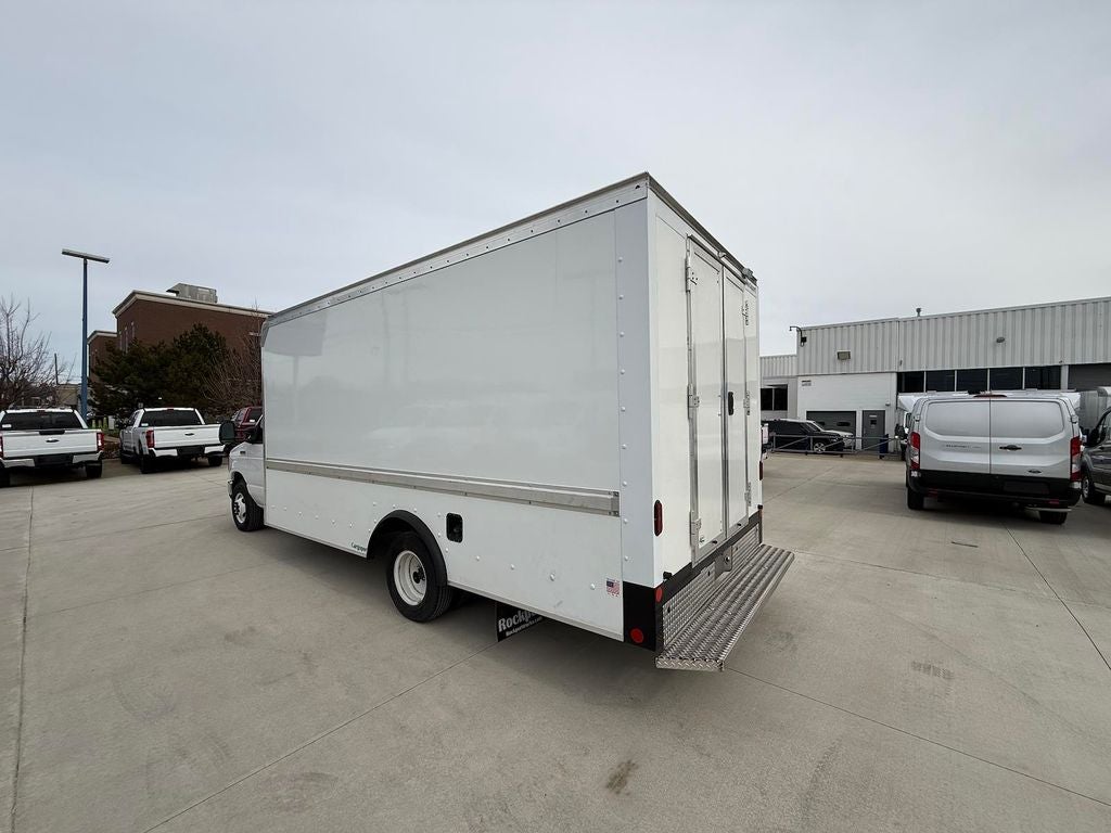 2025 Ford E-350SD Base Cutaway