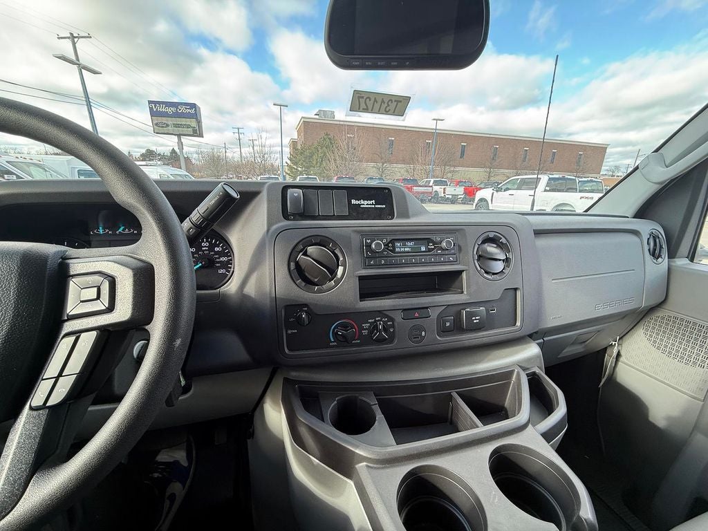 2025 Ford E-350SD Base Cutaway