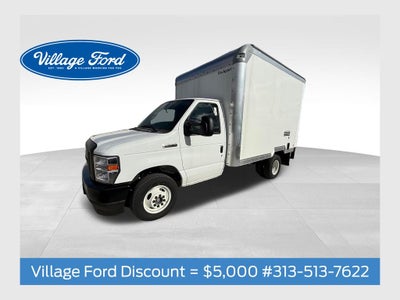 2025 Ford E-350SD Base Cutaway
