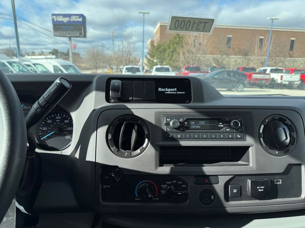 2025 Ford E-350SD Base Cutaway
