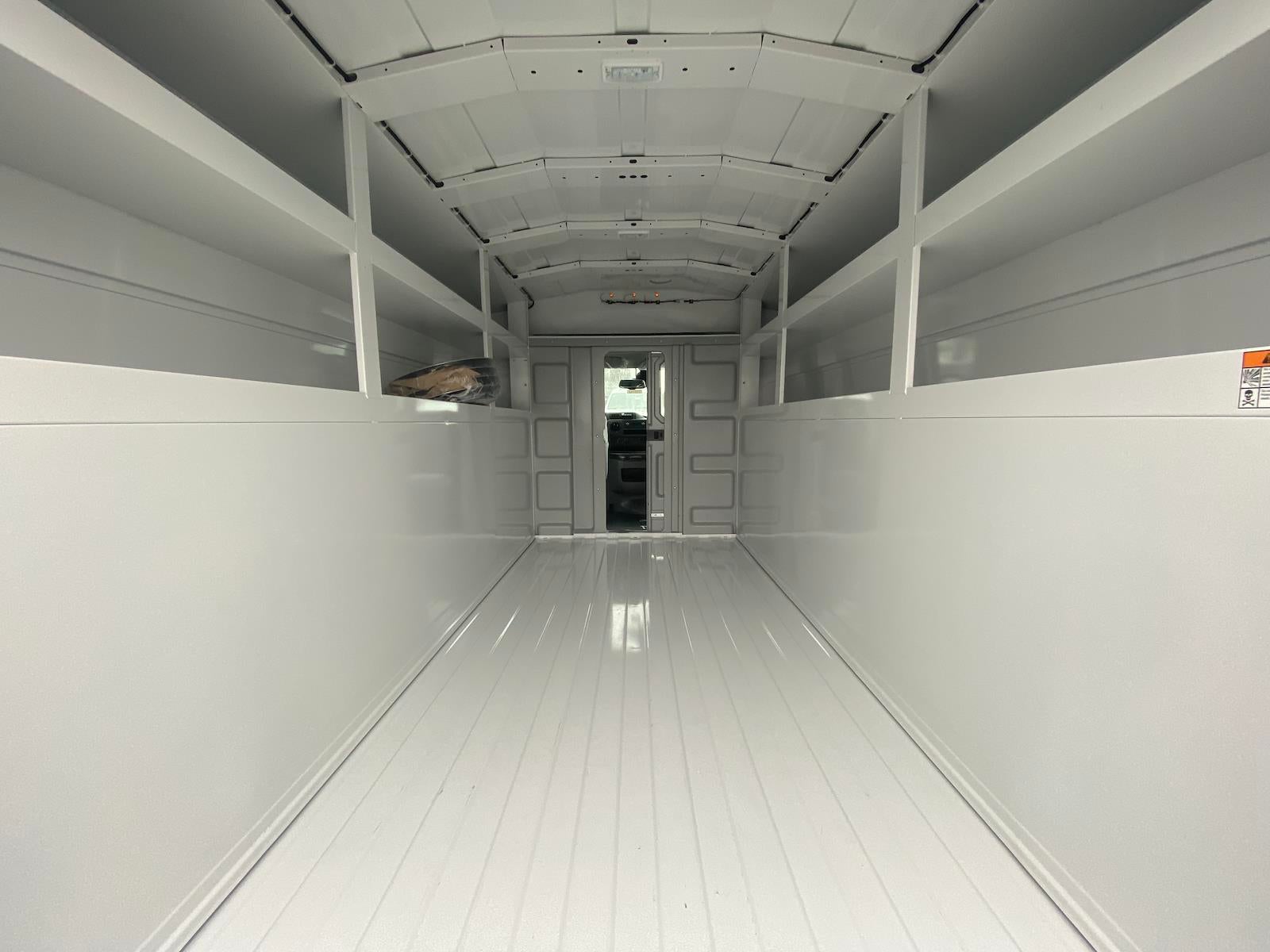 2026 Ford E-350SD Base Cutaway