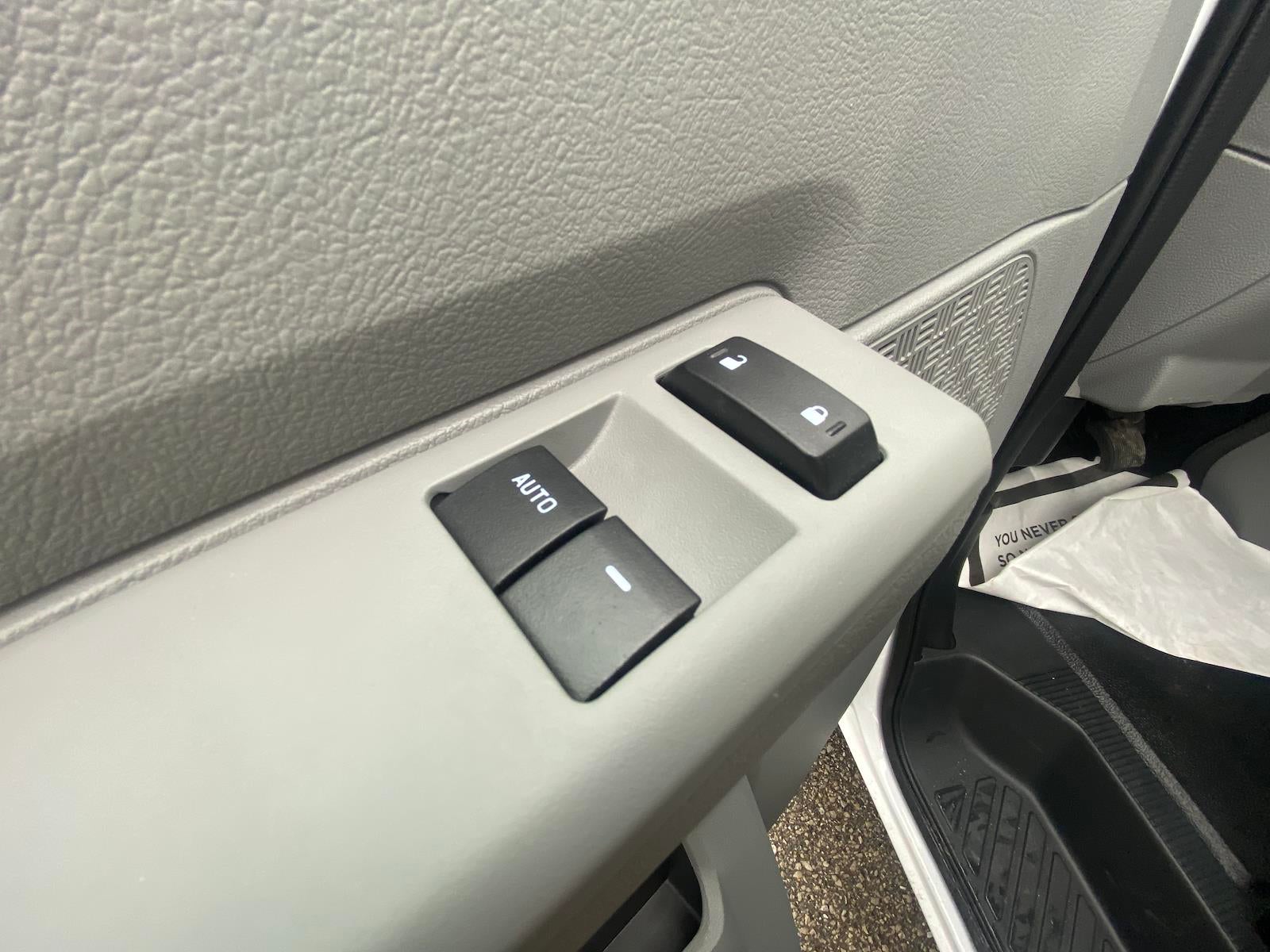 2026 Ford E-350SD Base Cutaway