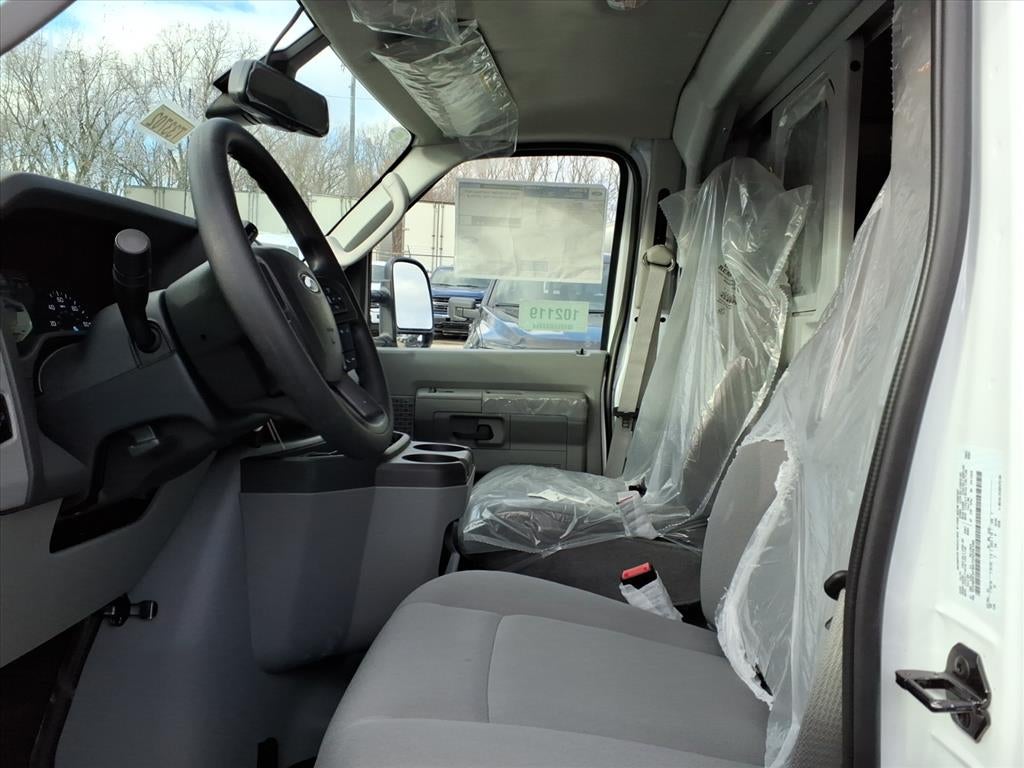2026 Ford E-Series Cutaway E-350 SD