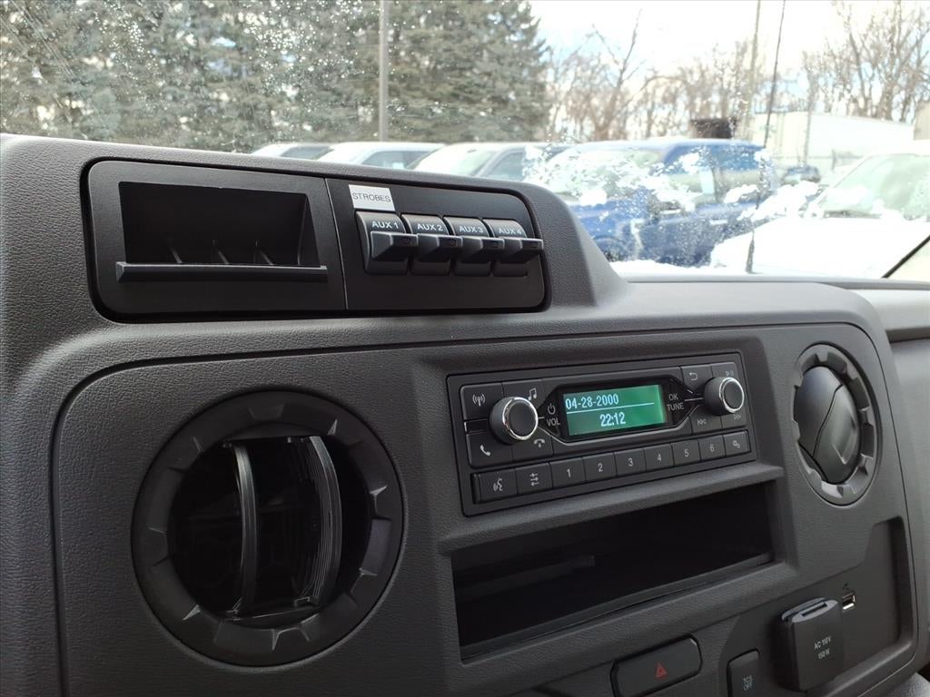 2026 Ford E-Series Cutaway E-350 SD