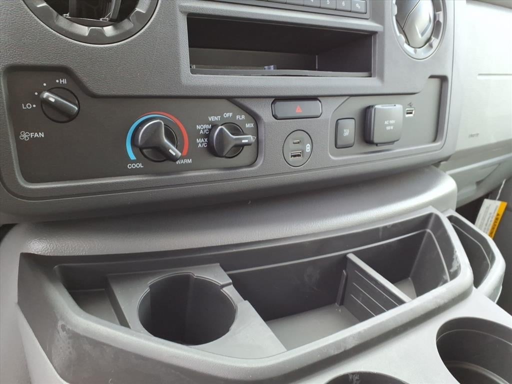 2026 Ford E-Series Cutaway E-350 SD