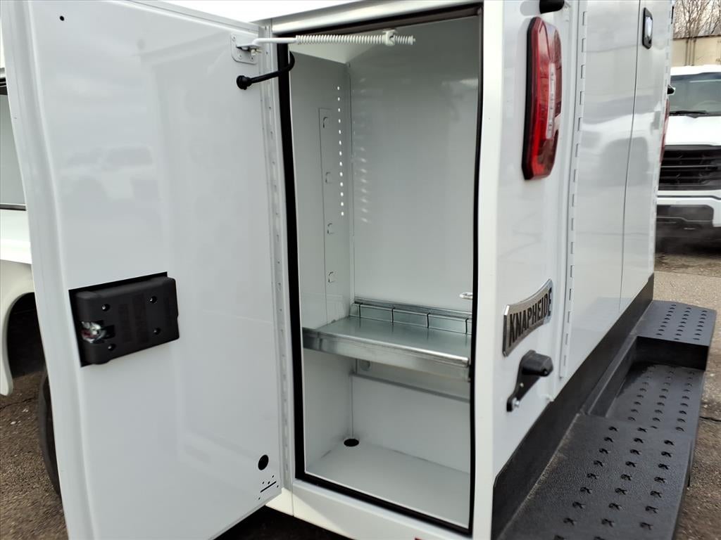 2026 Ford E-Series Cutaway E-350 SD