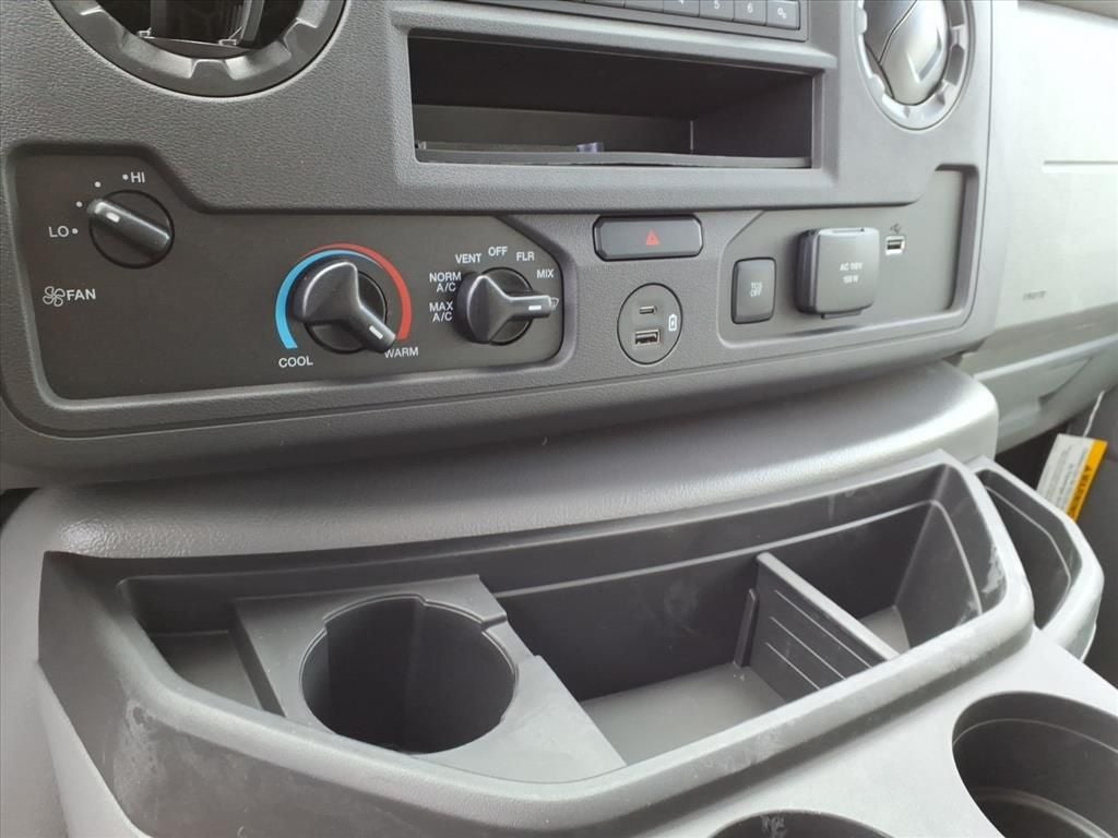 2026 Ford E-350SD Base Cutaway