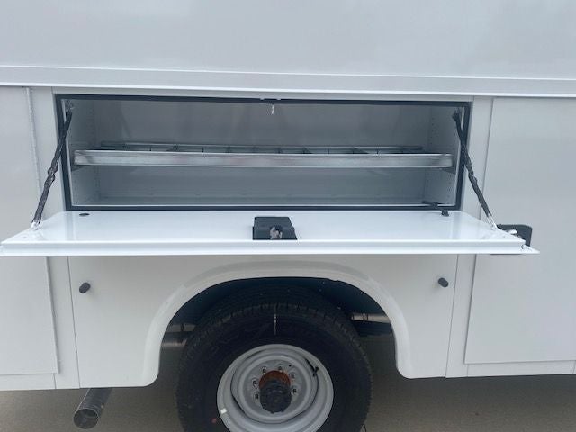 2027 Ford E-350SD Base Cutaway