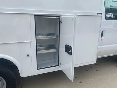 2027 Ford E-350SD Base Cutaway