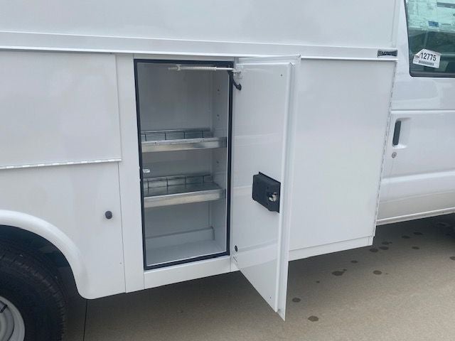 2027 Ford E-350SD Base Cutaway