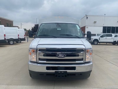 2027 Ford E-350SD Base Cutaway