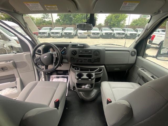 2027 Ford E-350SD Base Cutaway