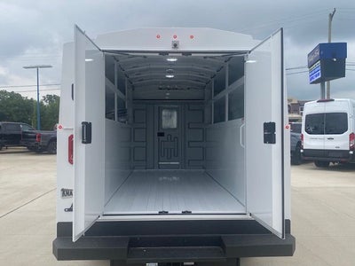 2027 Ford E-350SD Base Cutaway