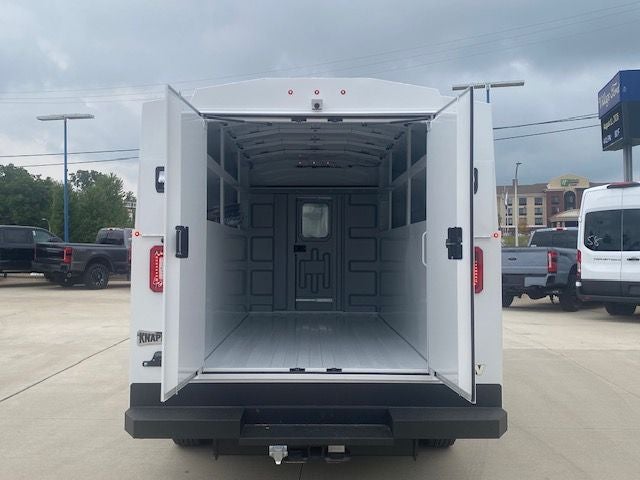 2027 Ford E-350SD Base Cutaway