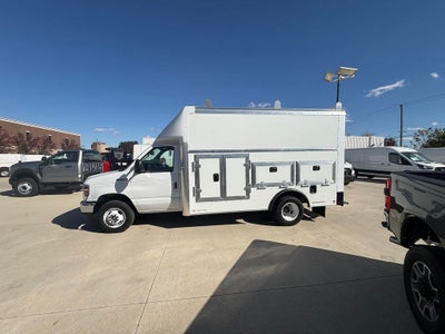 2026 Ford E-450SD Base