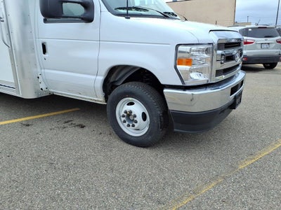 2027 Ford E-450SD Base