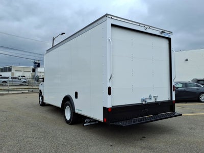 2027 Ford E-450SD Base