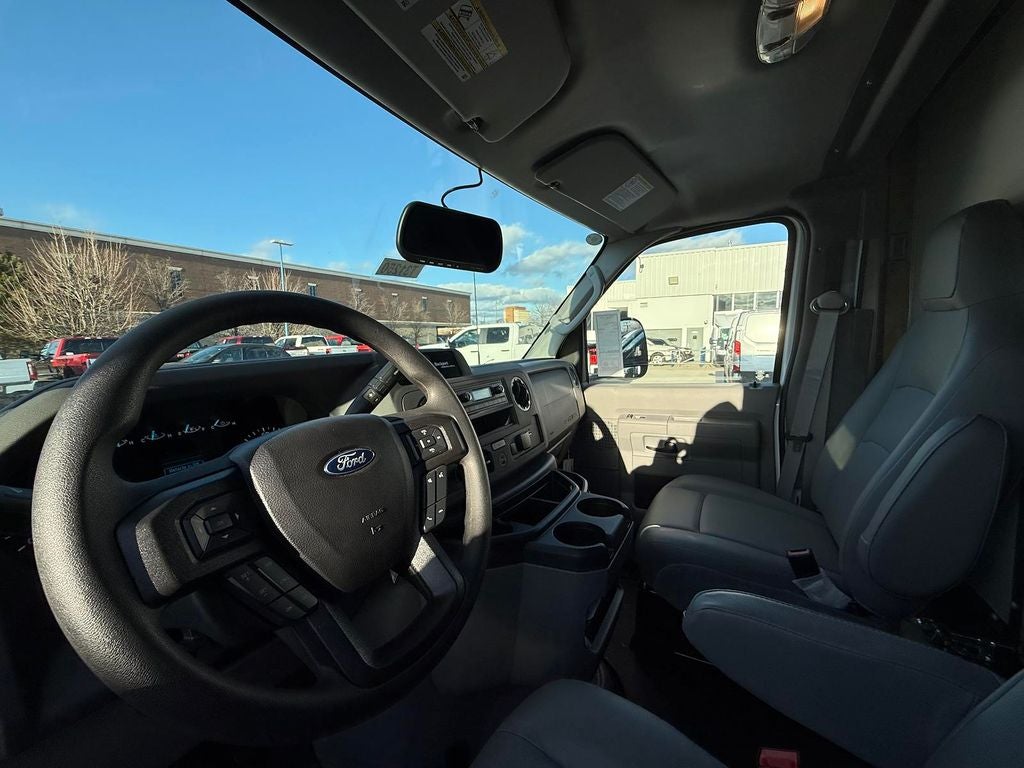 2025 Ford E-450SD Base