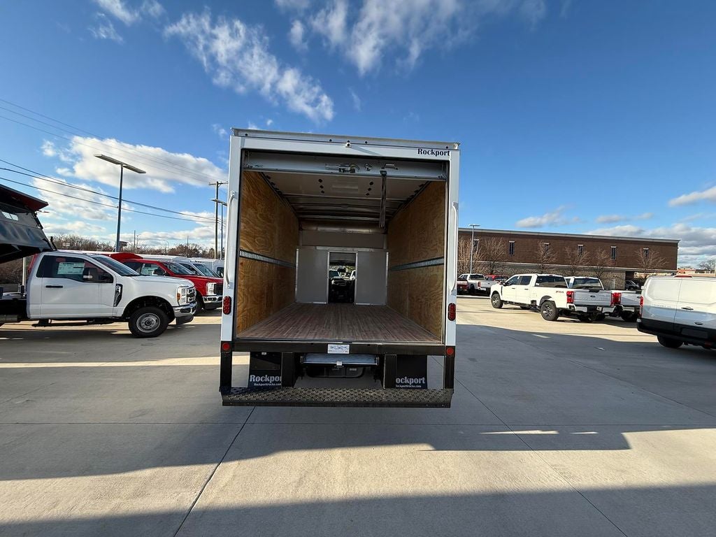 2025 Ford E-450SD Base