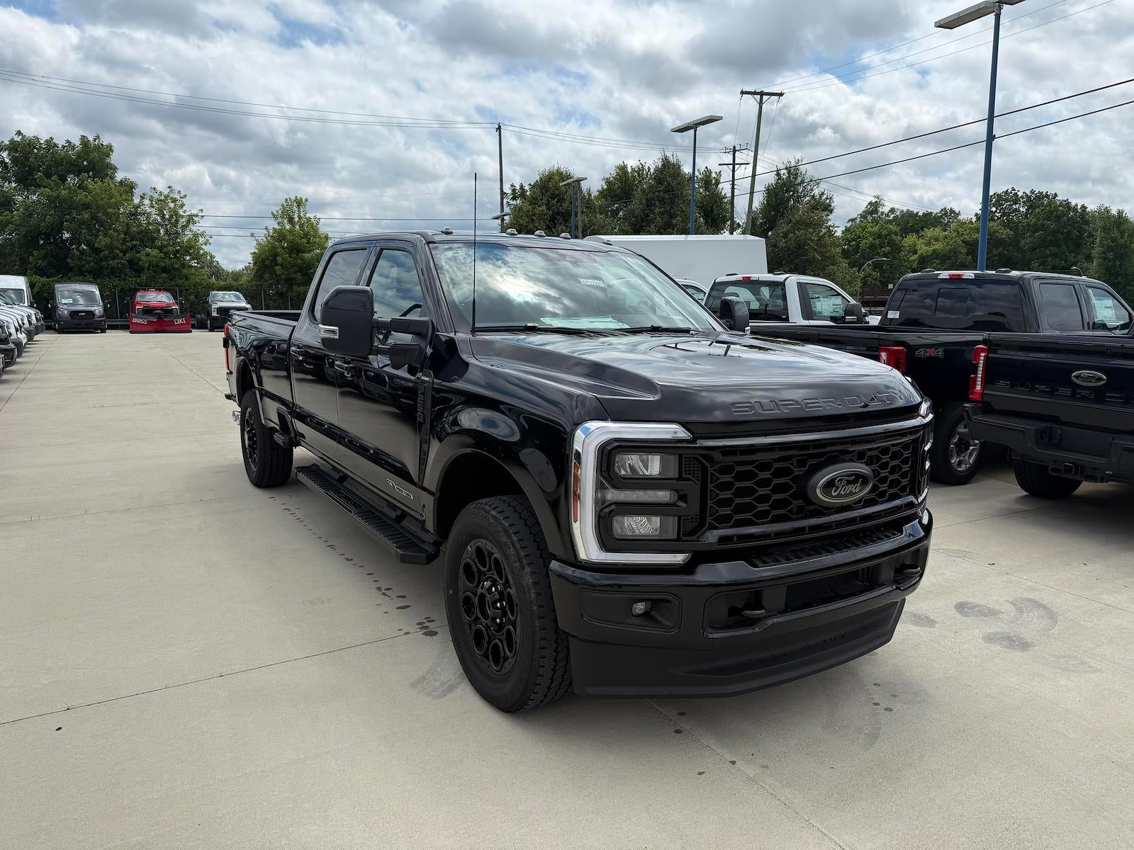 2025 Ford Super Duty F-250 SRW LARIAT