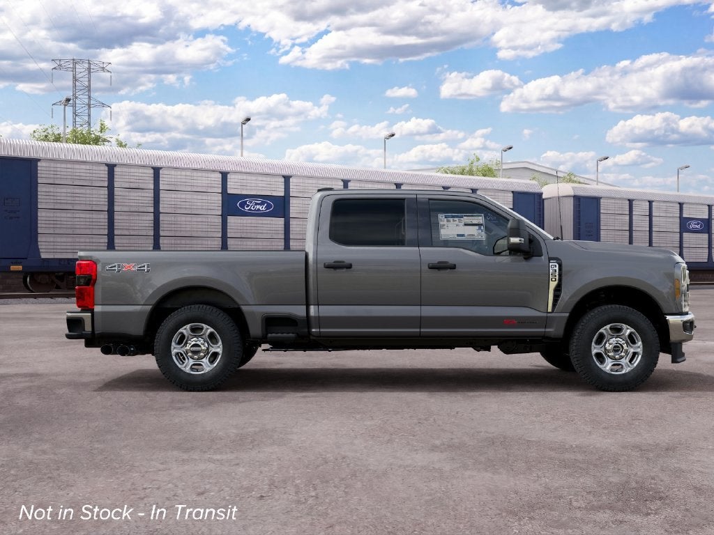 2027 Ford F-350SD XLT
