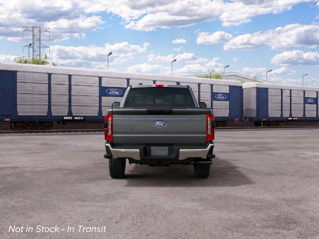 2027 Ford F-350SD XLT