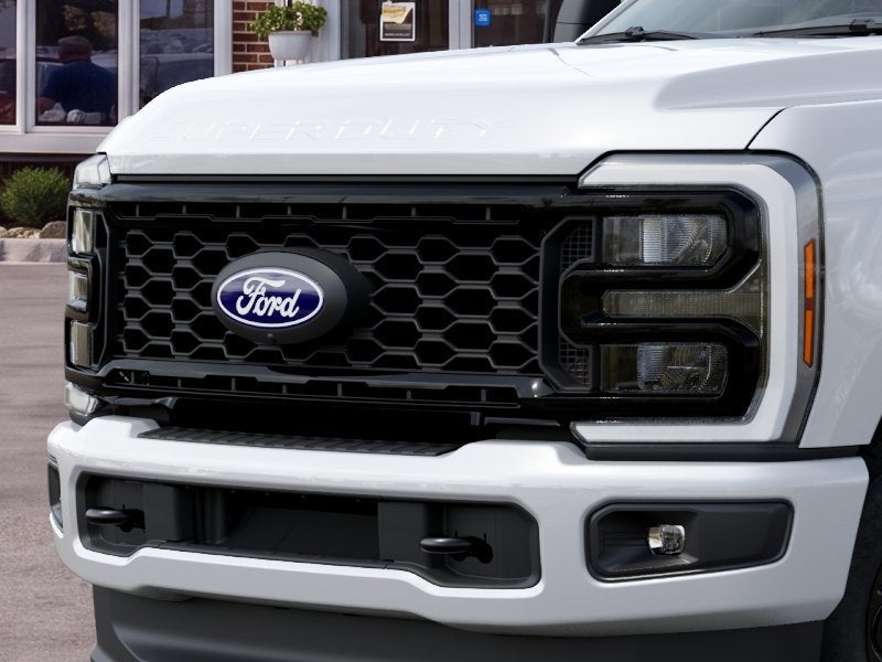 2027 Ford F-350SD XLT