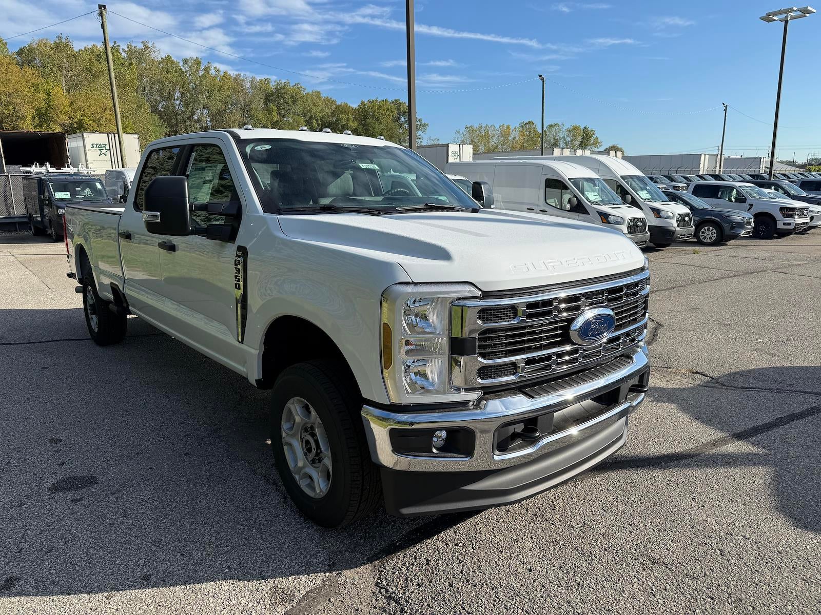 2026 Ford Super Duty F-350 SRW XLT