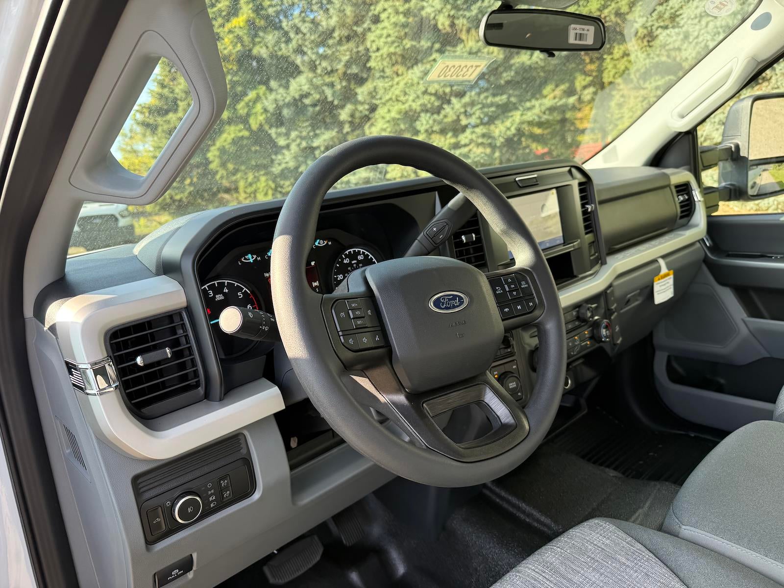 2026 Ford Super Duty F-350 SRW XLT