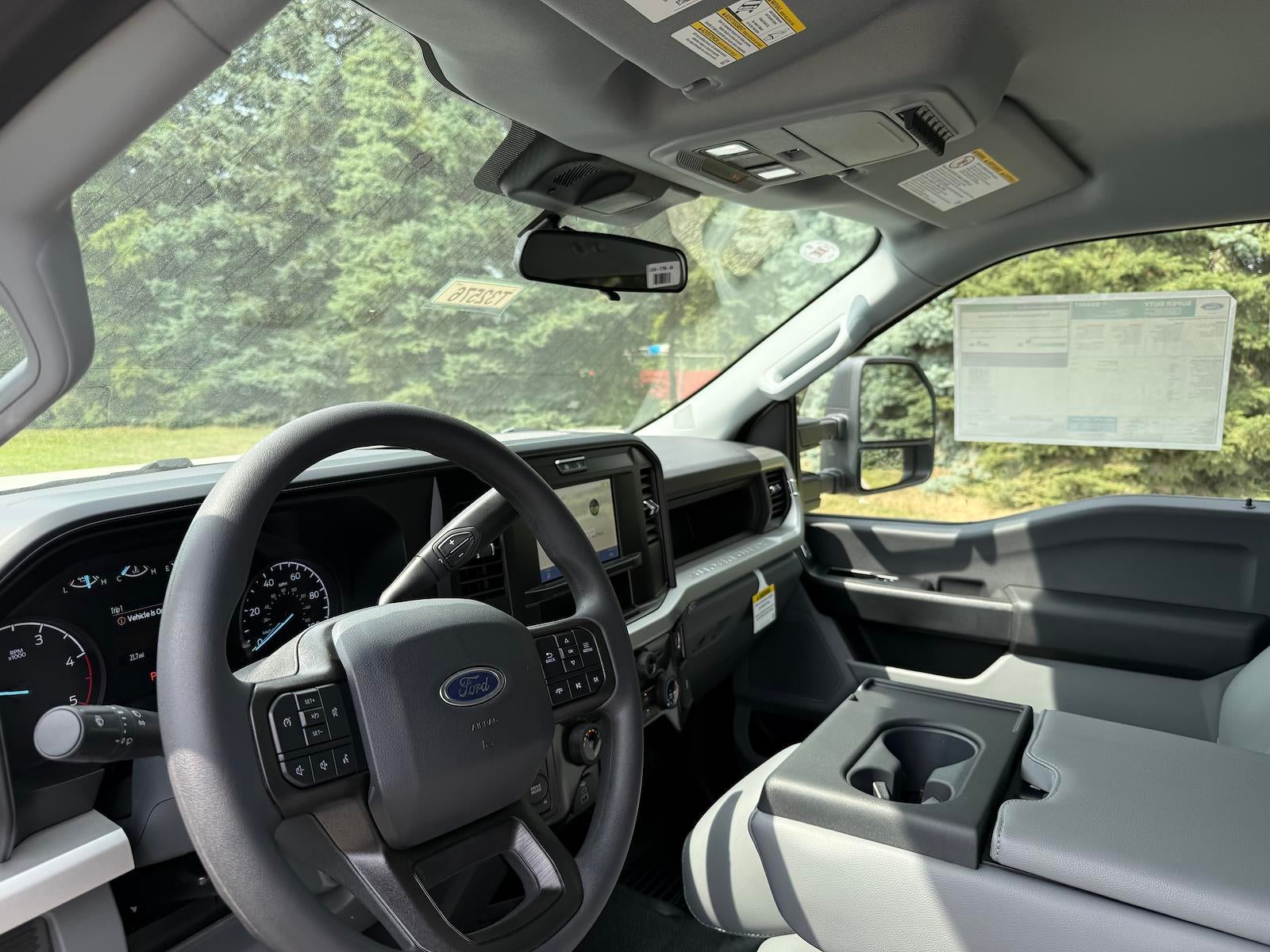 2025 Ford Super Duty F-350 SRW XL