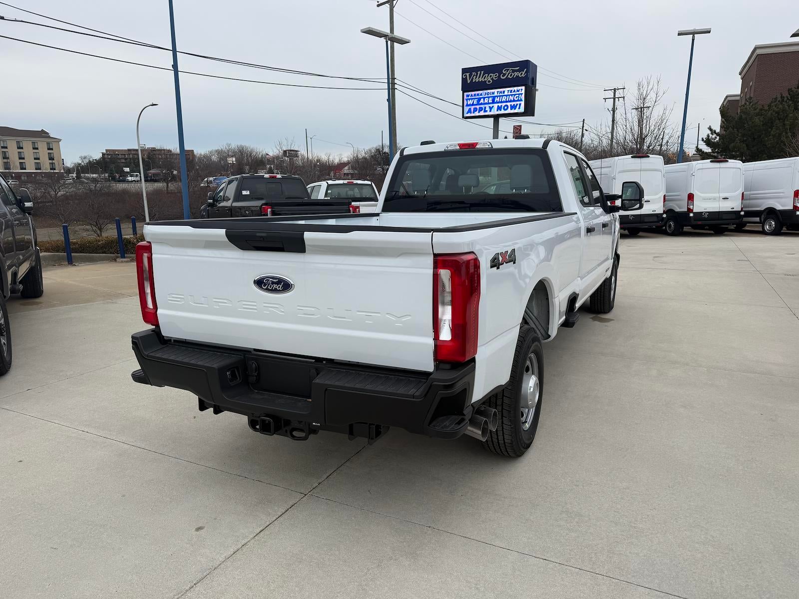 2026 Ford Super Duty F-350 SRW XL