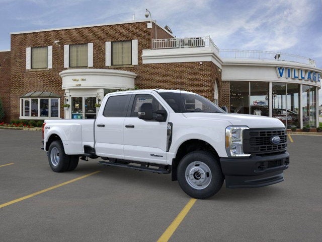 2026 Ford Super Duty F-350 DRW XL