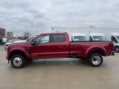 2026 Ford Super Duty F-450 DRW LARIAT